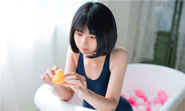 德钦标题：全面解读供卵试管代怀生子费用，助力不孕不育家庭实现梦想